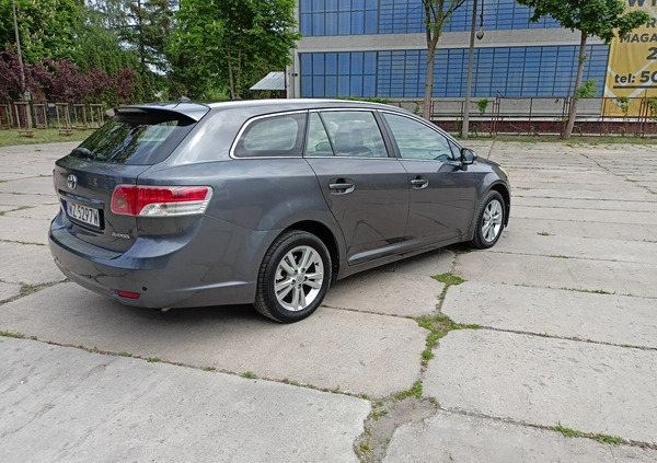 Toyota Avensis cena 20900 przebieg: 298596, rok produkcji 2009 z Błonie małe 277